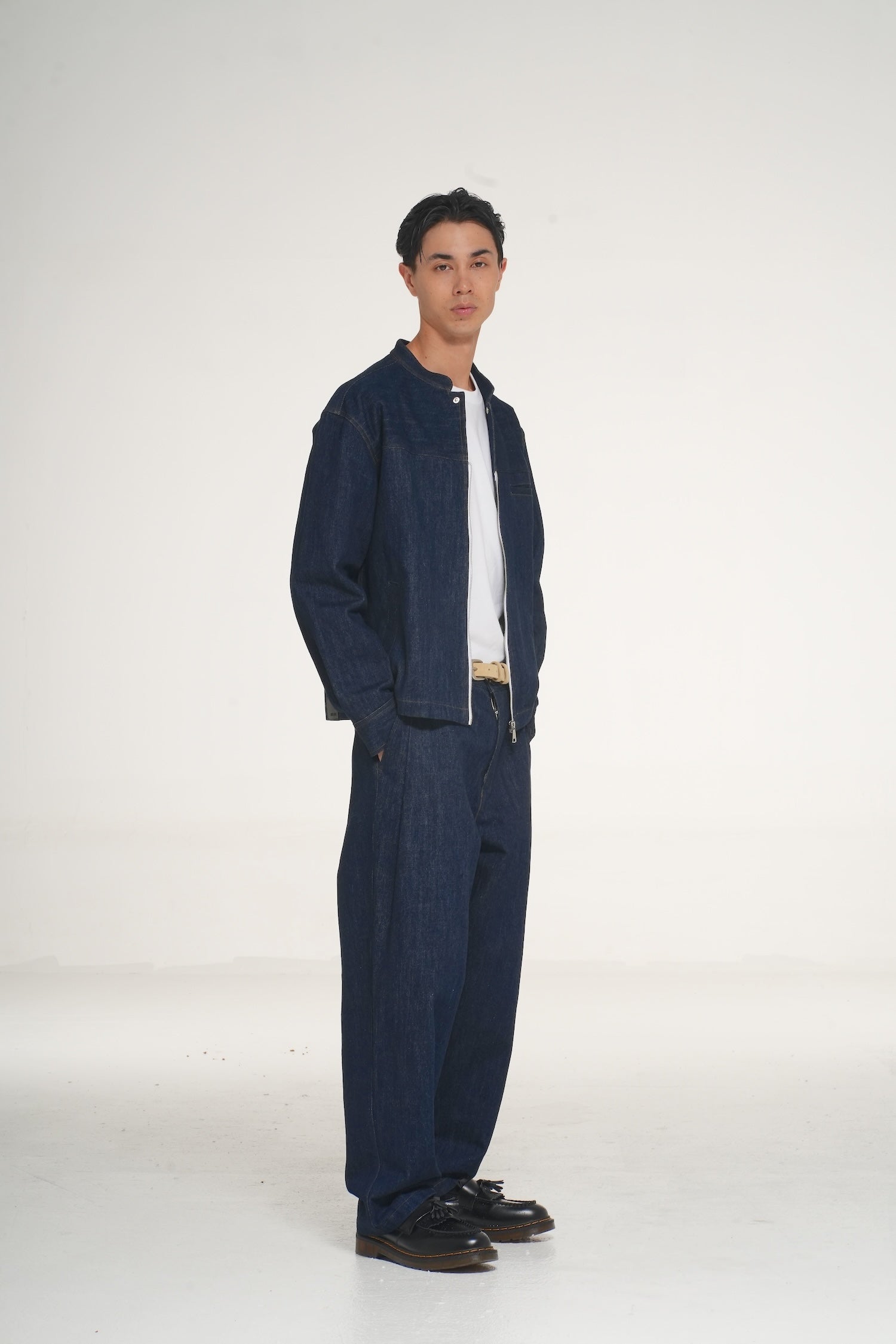 THE DENIM SET UP