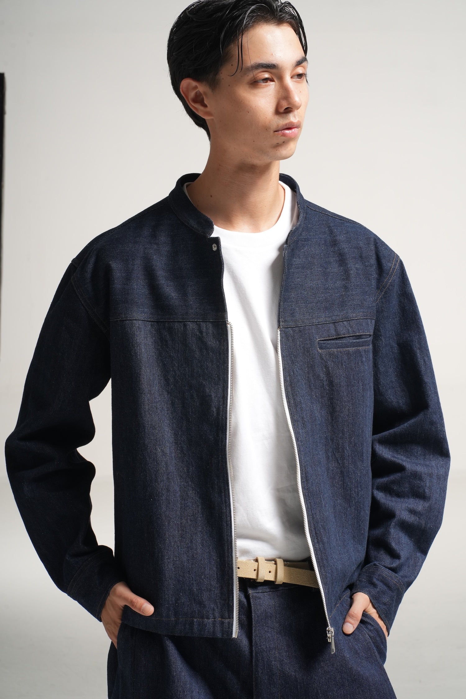 THE DENIM SET UP