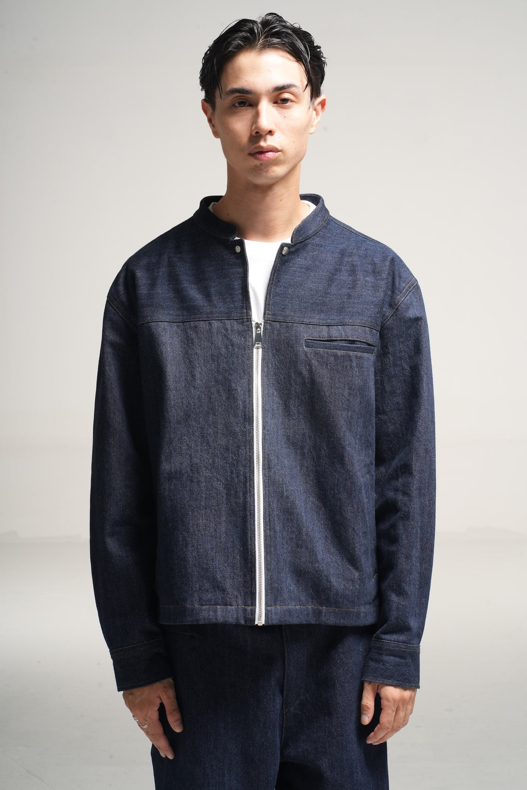 THE DENIM SET UP