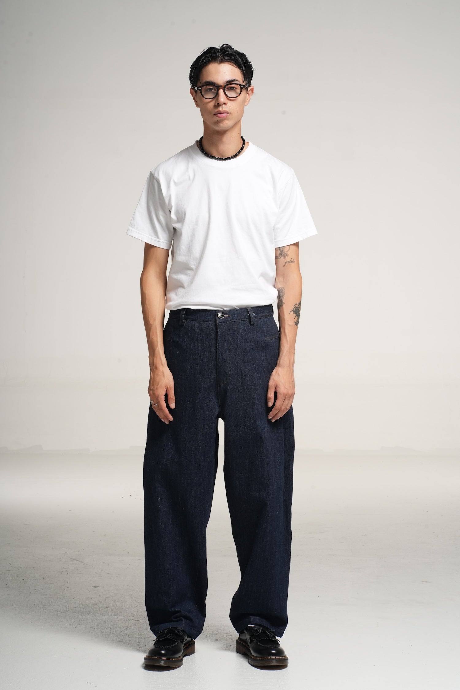 THE DENIM PANTS