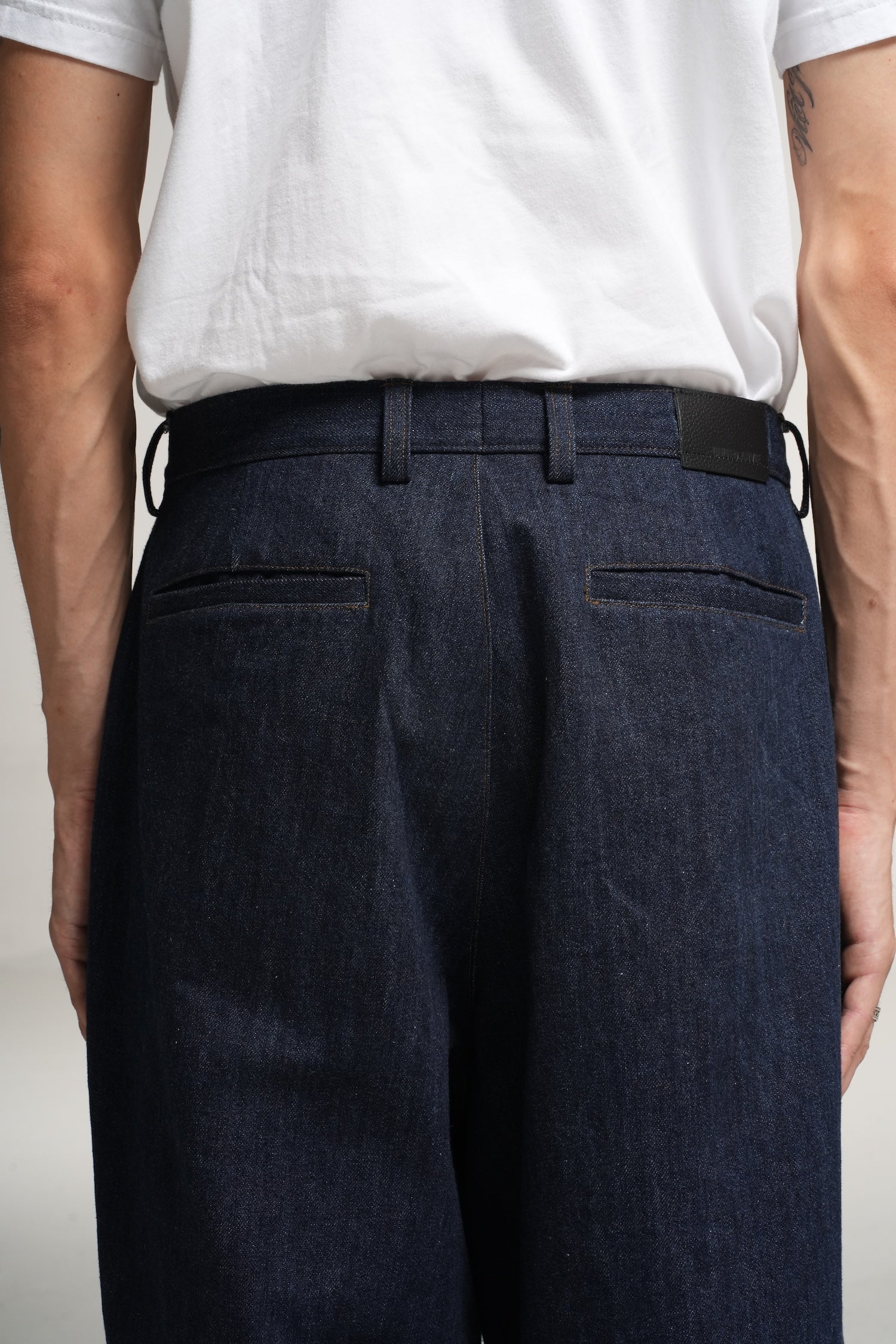THE DENIM PANTS