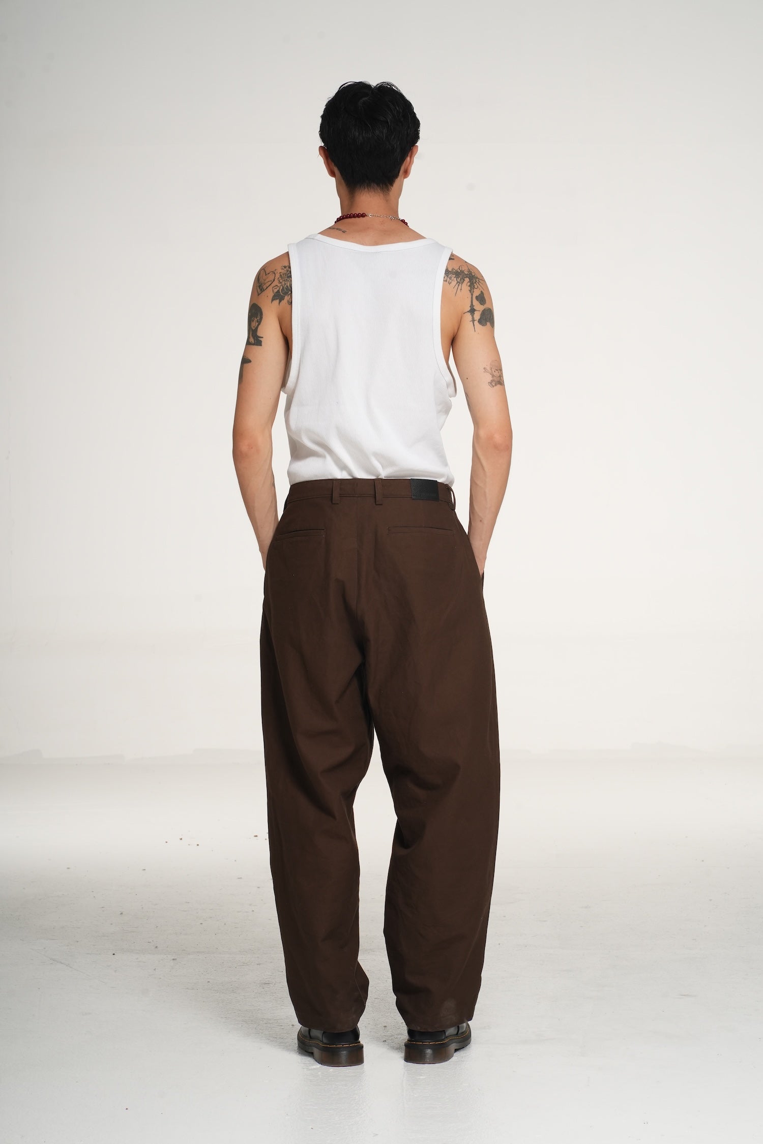 THE CHINO PANTS