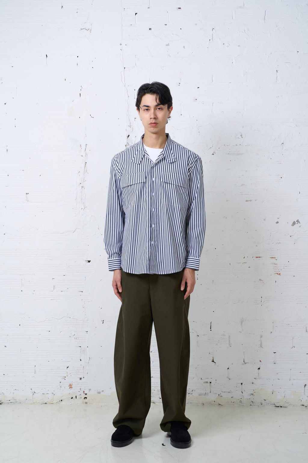 HIGH NECK DOUBLE POCKET SHIRTS